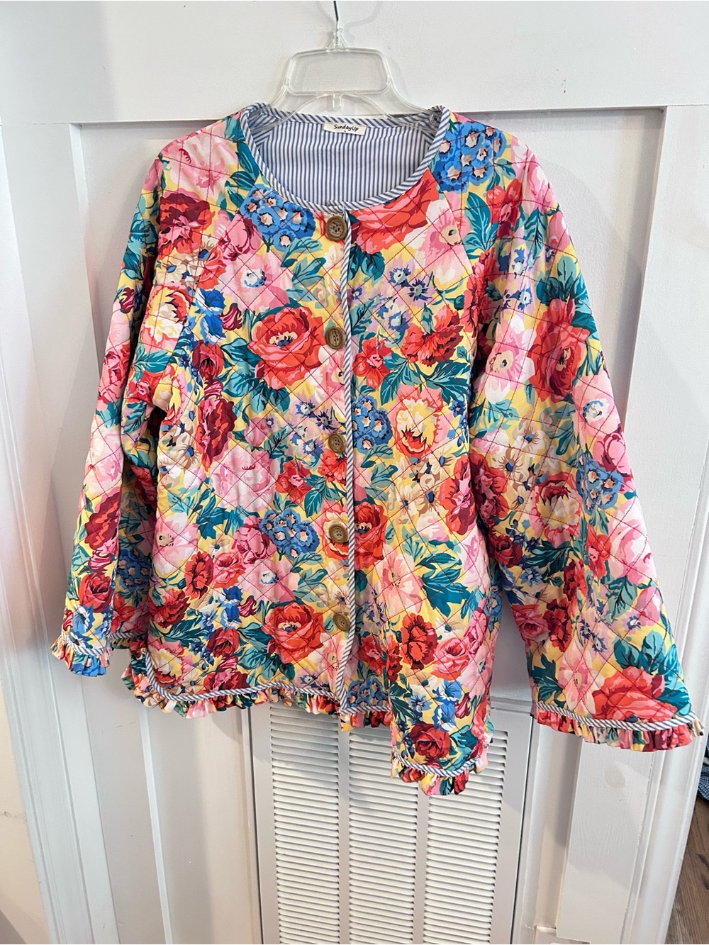 Quilted Floral Jacket by Sunday Up like new Large